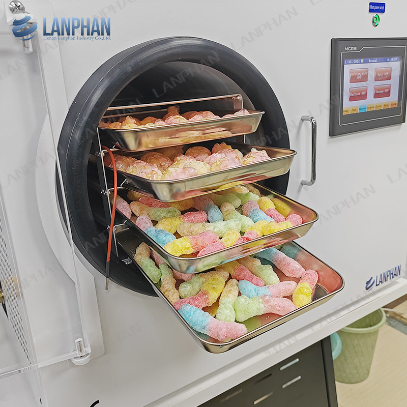 4 Trays Skittle Vacuum Freeze Drying Machine Small Benchtop Home Freeze Dryer For Candy
